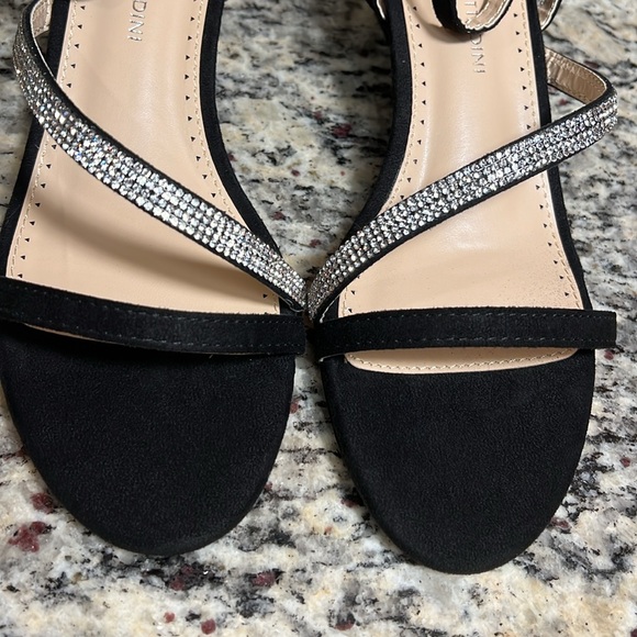 Adrienne Vittadini Formal Wedges - Picture 4 of 11